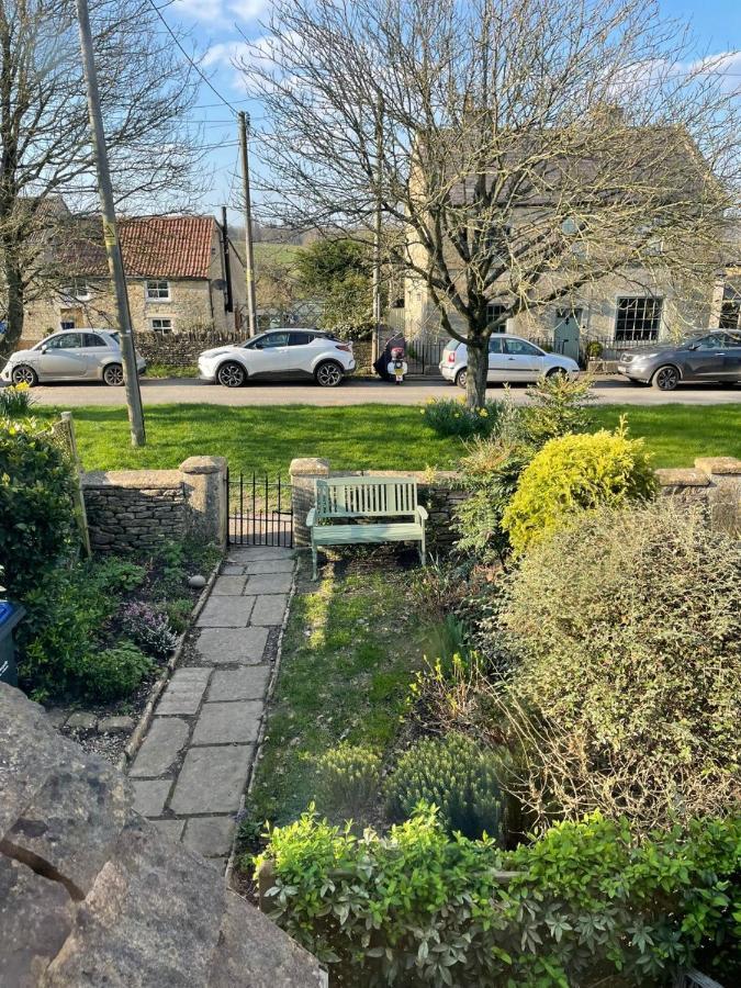 Hebe Cottage - Idyllic And Homely With Attention To Detail Atworth Экстерьер фото